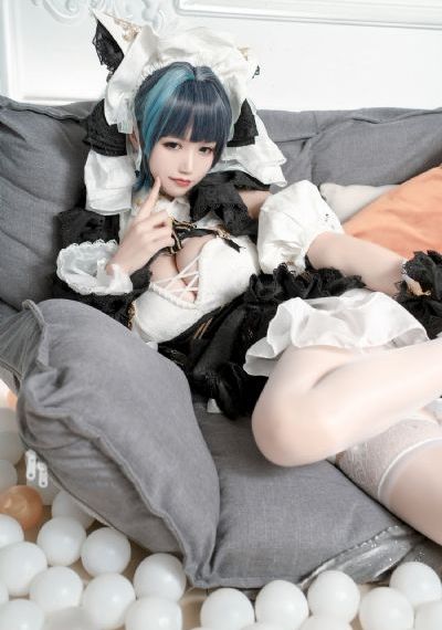 特别的她