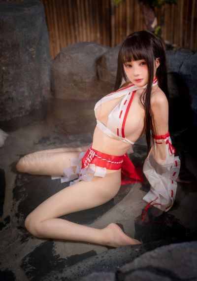 谁和她睡觉了