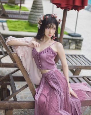 调教放荡丝袜美腿老师的导演是谁